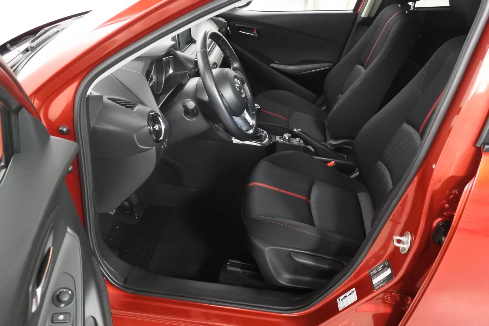 Hoofdafbeelding Mazda 2