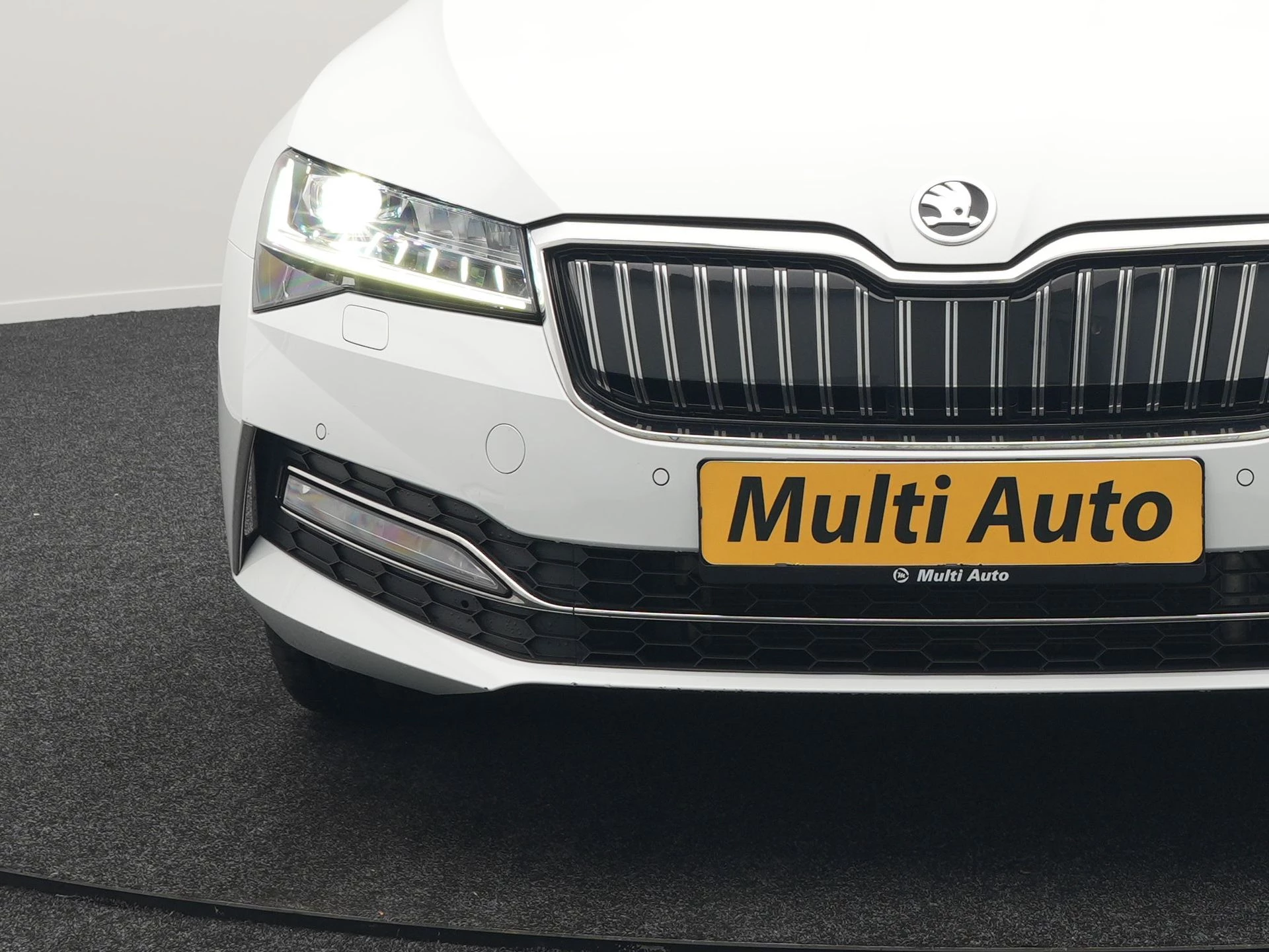 Hoofdafbeelding Škoda Superb