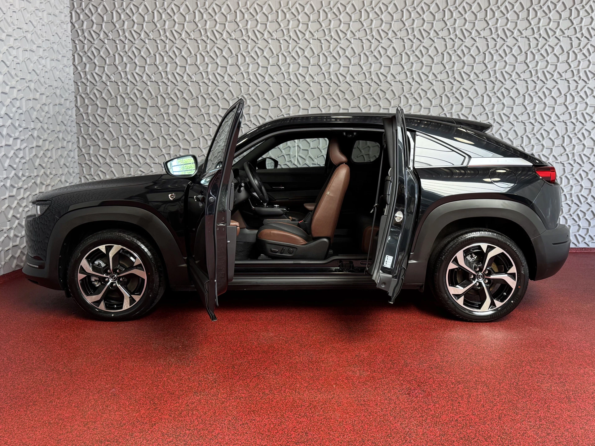 Hoofdafbeelding Mazda MX-30