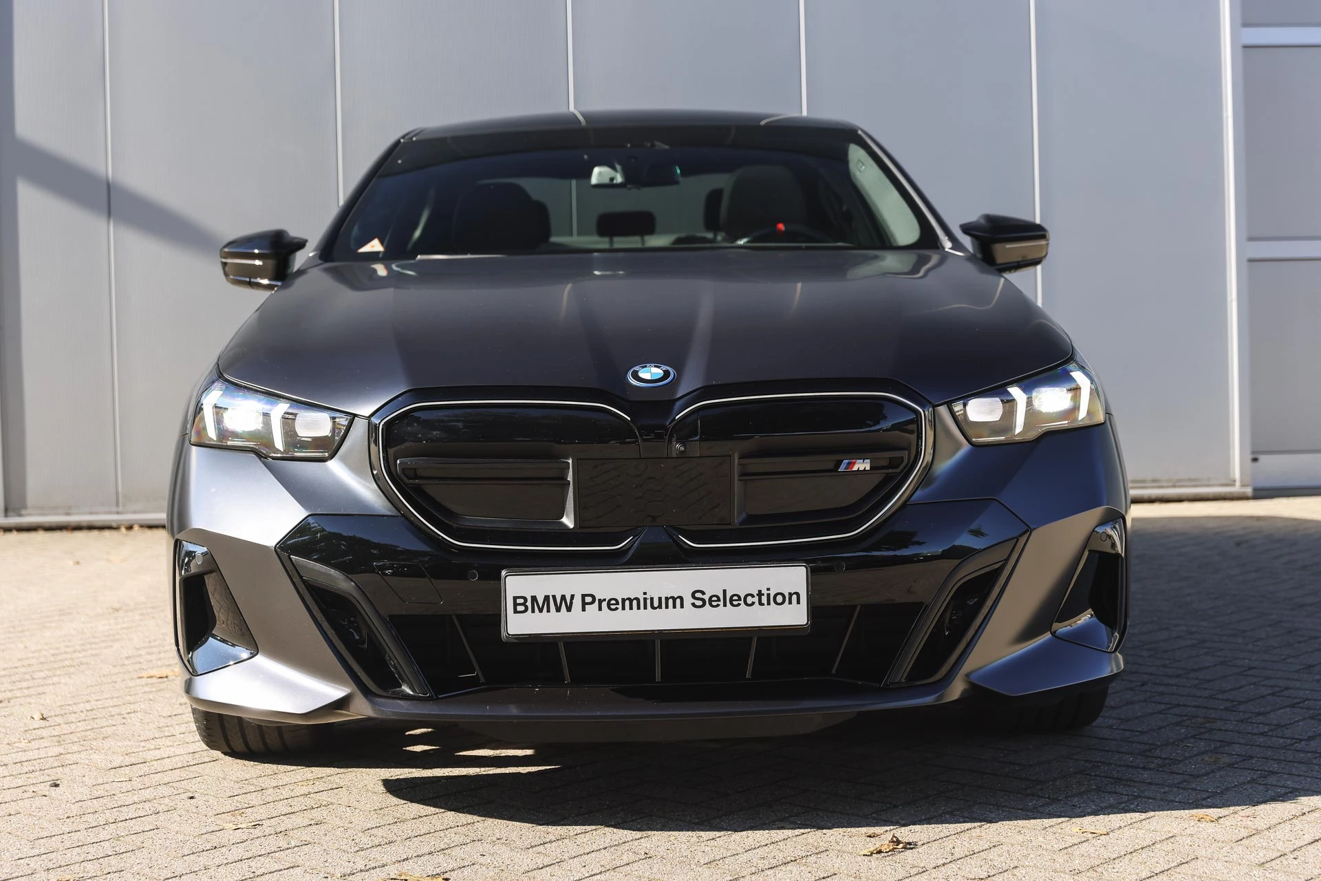 Hoofdafbeelding BMW i5