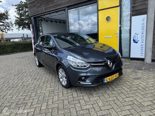 Hoofdafbeelding Renault Clio Renault Clio 0.9 TCe Limited nieuwstaat 1 jaar garantie