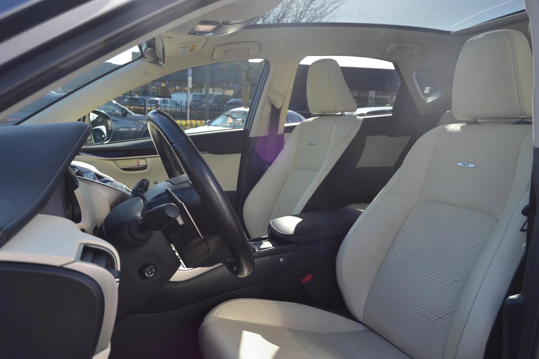 Hoofdafbeelding Lexus NX