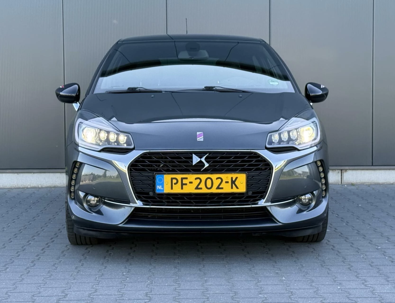 Hoofdafbeelding DS DS 3