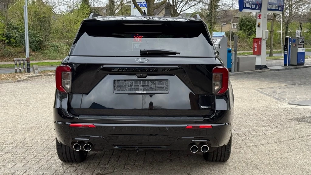 Hoofdafbeelding Ford Explorer