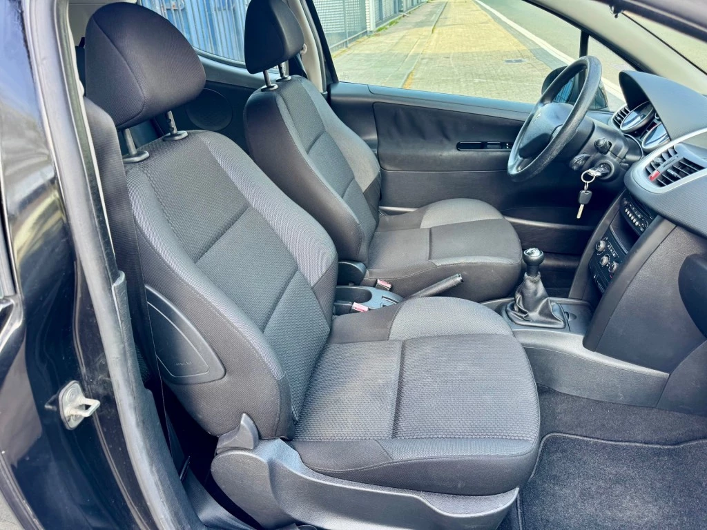 Hoofdafbeelding Peugeot 207