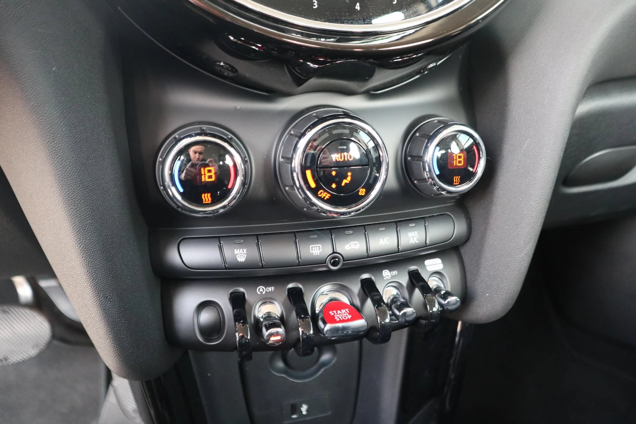 Hoofdafbeelding MINI 5-deurs