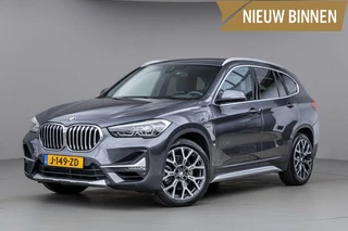 BMW X1 xDrive25e High Executive Org.NL|Pano-dak|Leder|Trekhaak|Camera|HuD|19''