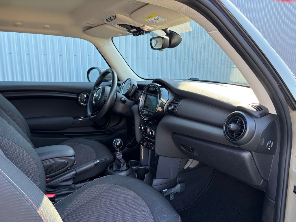 Hoofdafbeelding MINI One