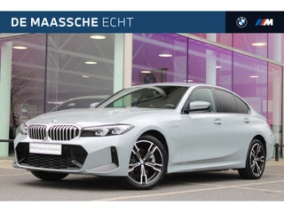 BMW 3 Serie 330e M Sport Automaat / Trekhaak / Sportstoelen / Comfort Access / Achteruitrijcamera / Cruise Control / Ambiance verlichting