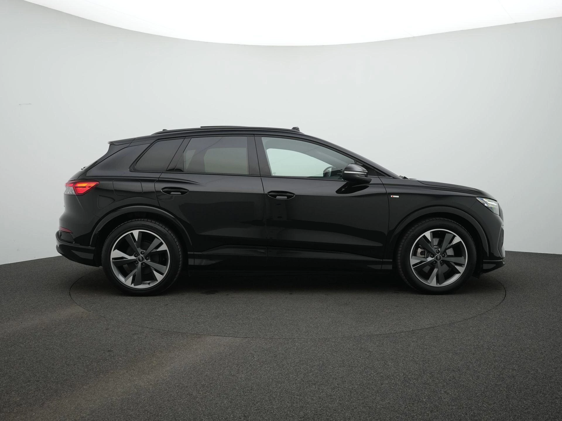 Hoofdafbeelding Audi Q4 e-tron