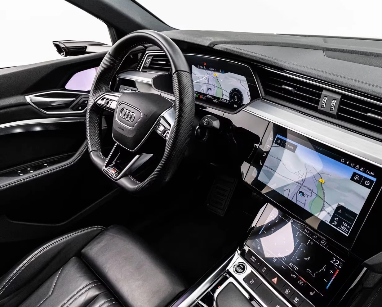 Hoofdafbeelding Audi e-tron