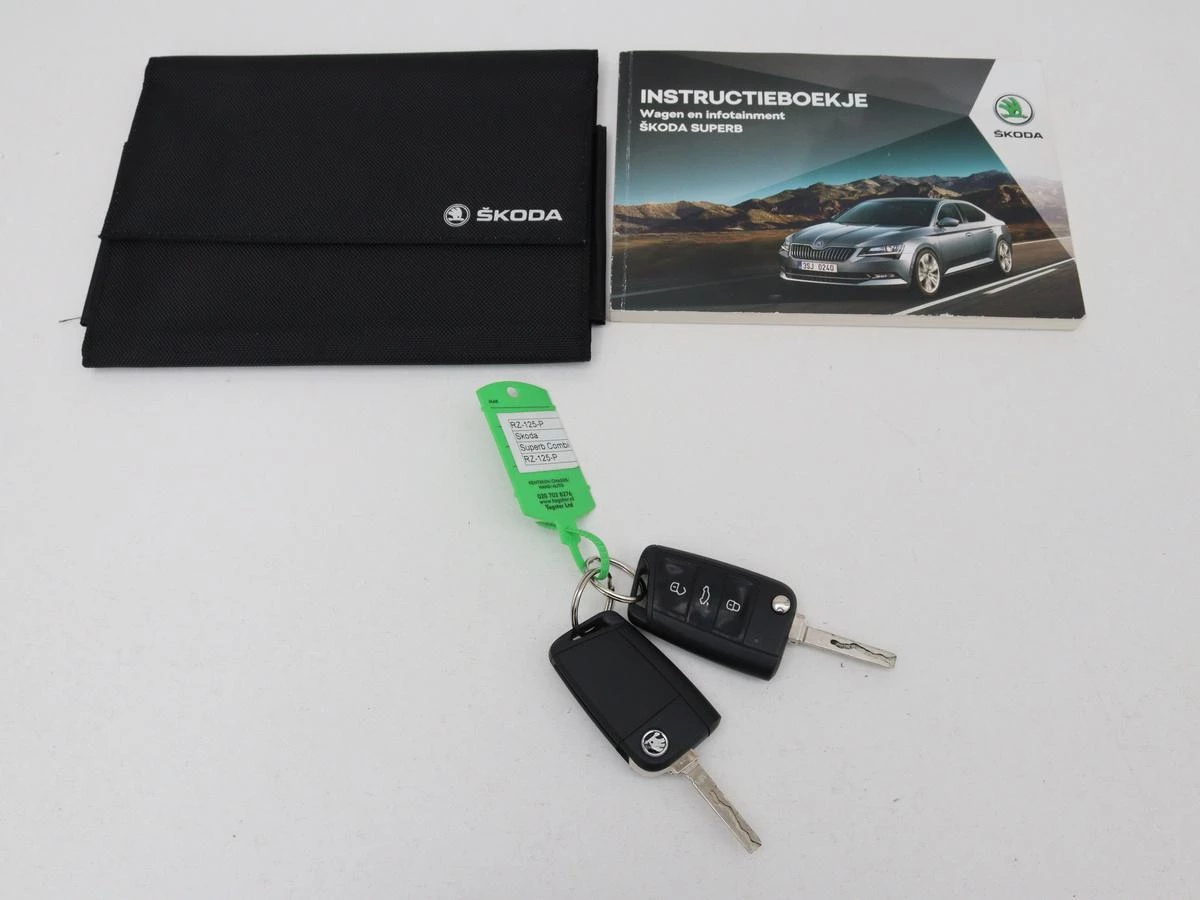 Hoofdafbeelding Škoda Superb