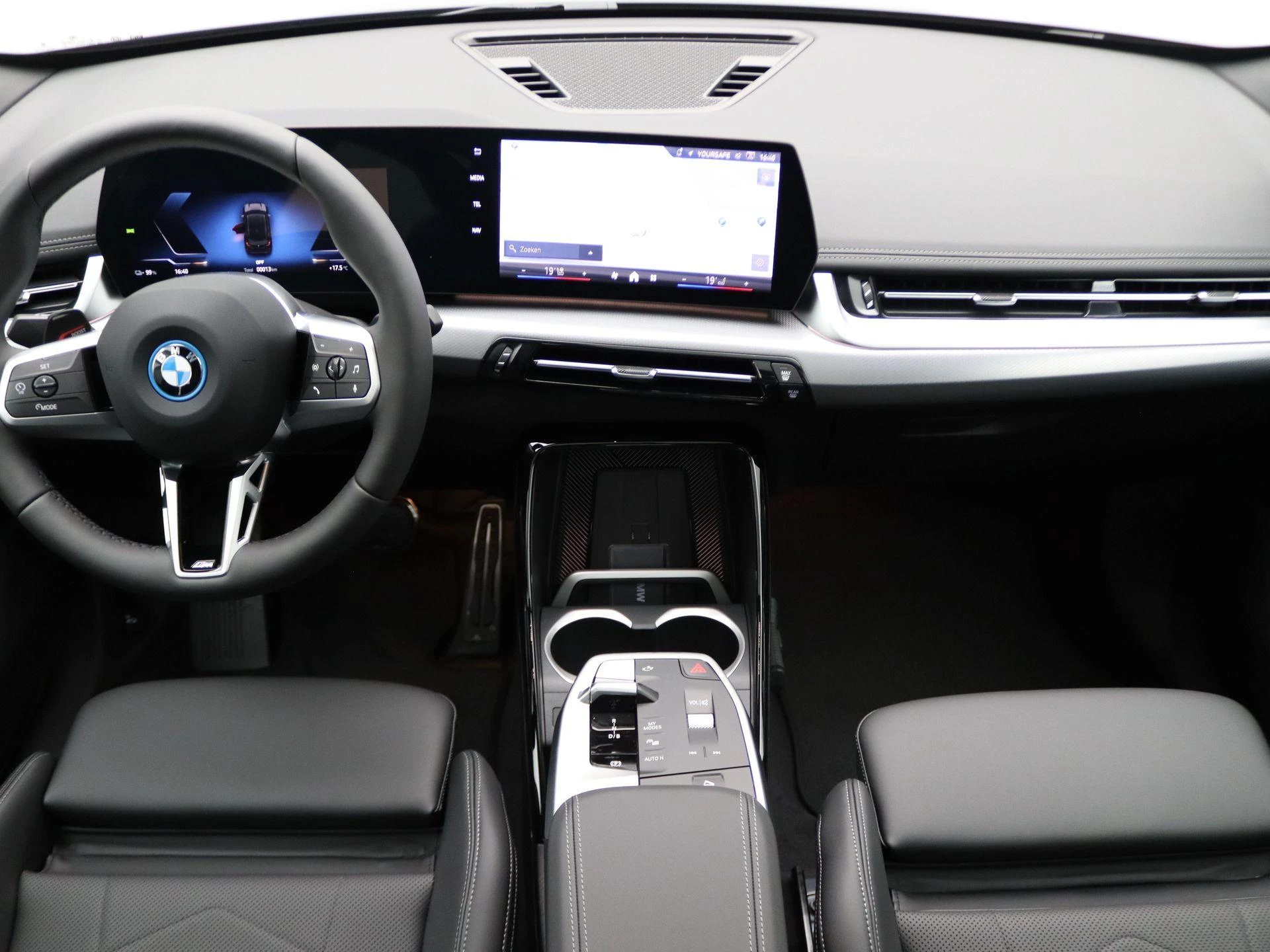 Hoofdafbeelding BMW iX1
