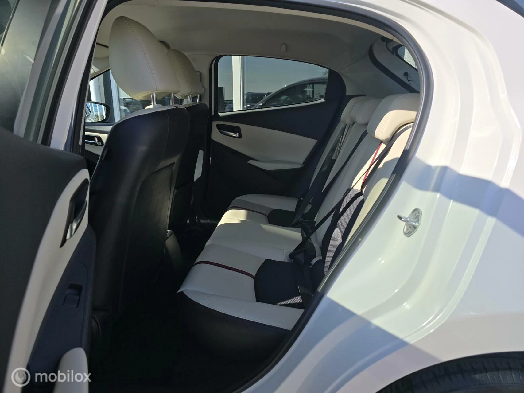 Hoofdafbeelding Mazda 2
