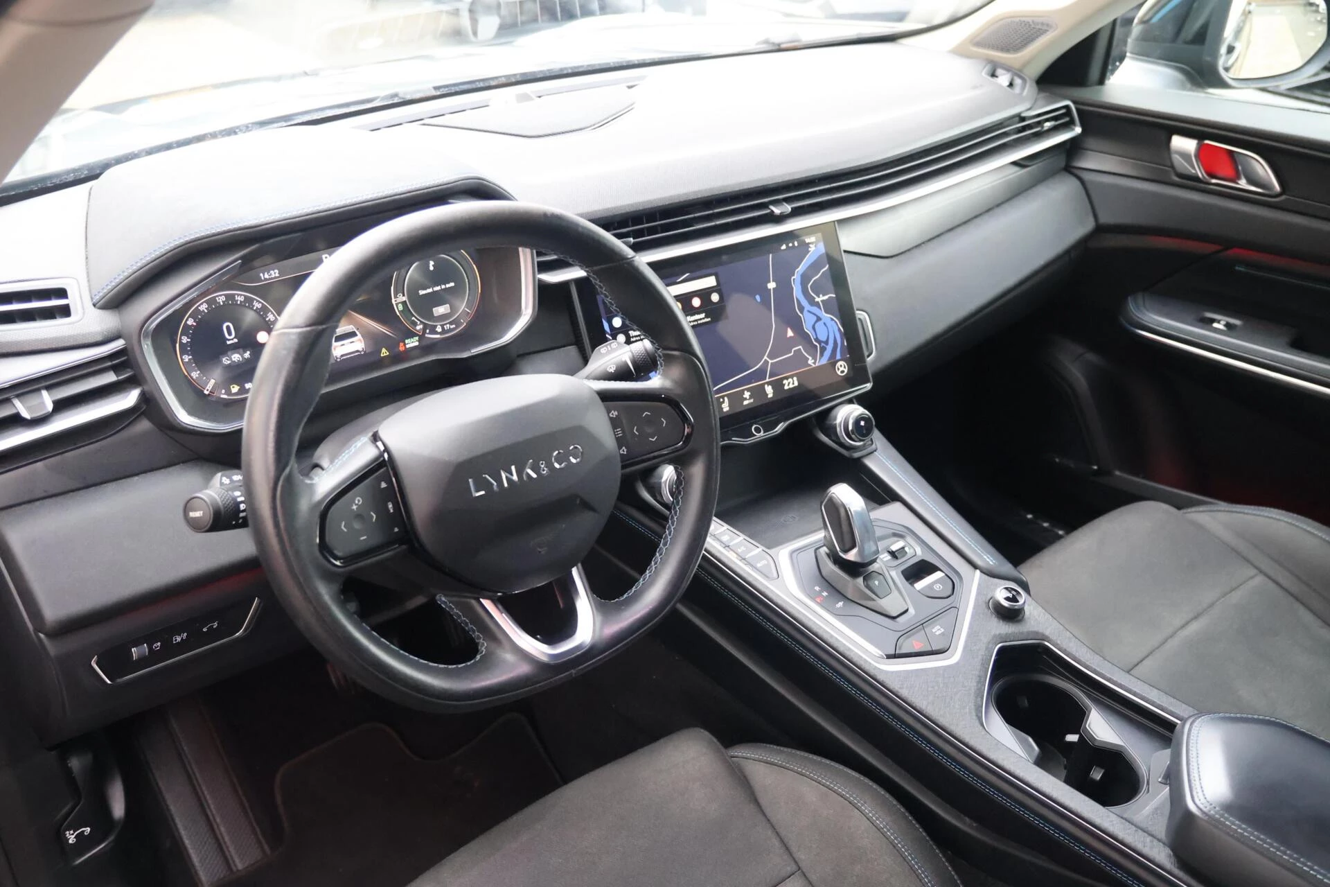 Hoofdafbeelding Lynk & Co 01