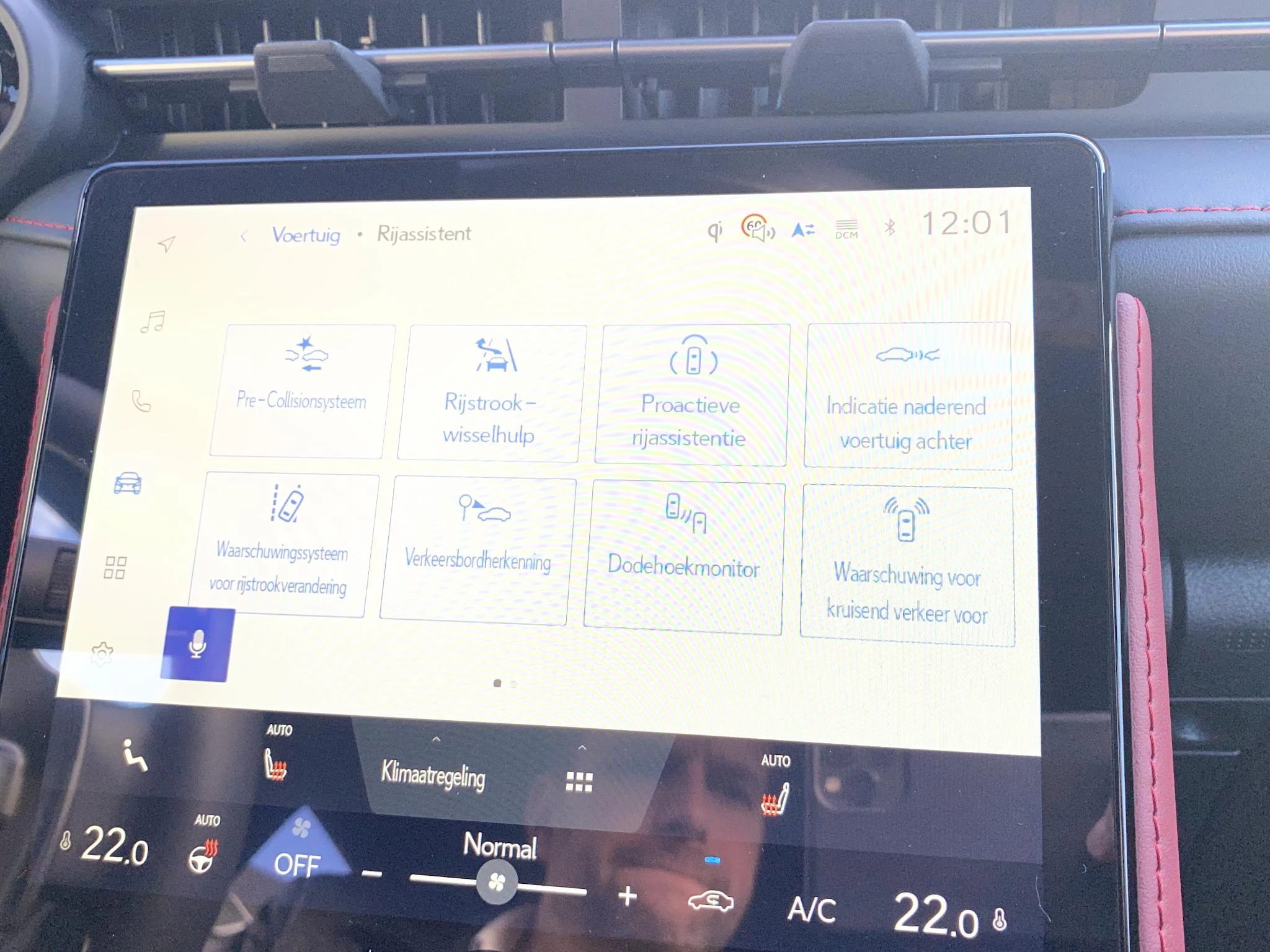 Hoofdafbeelding Lexus LBX