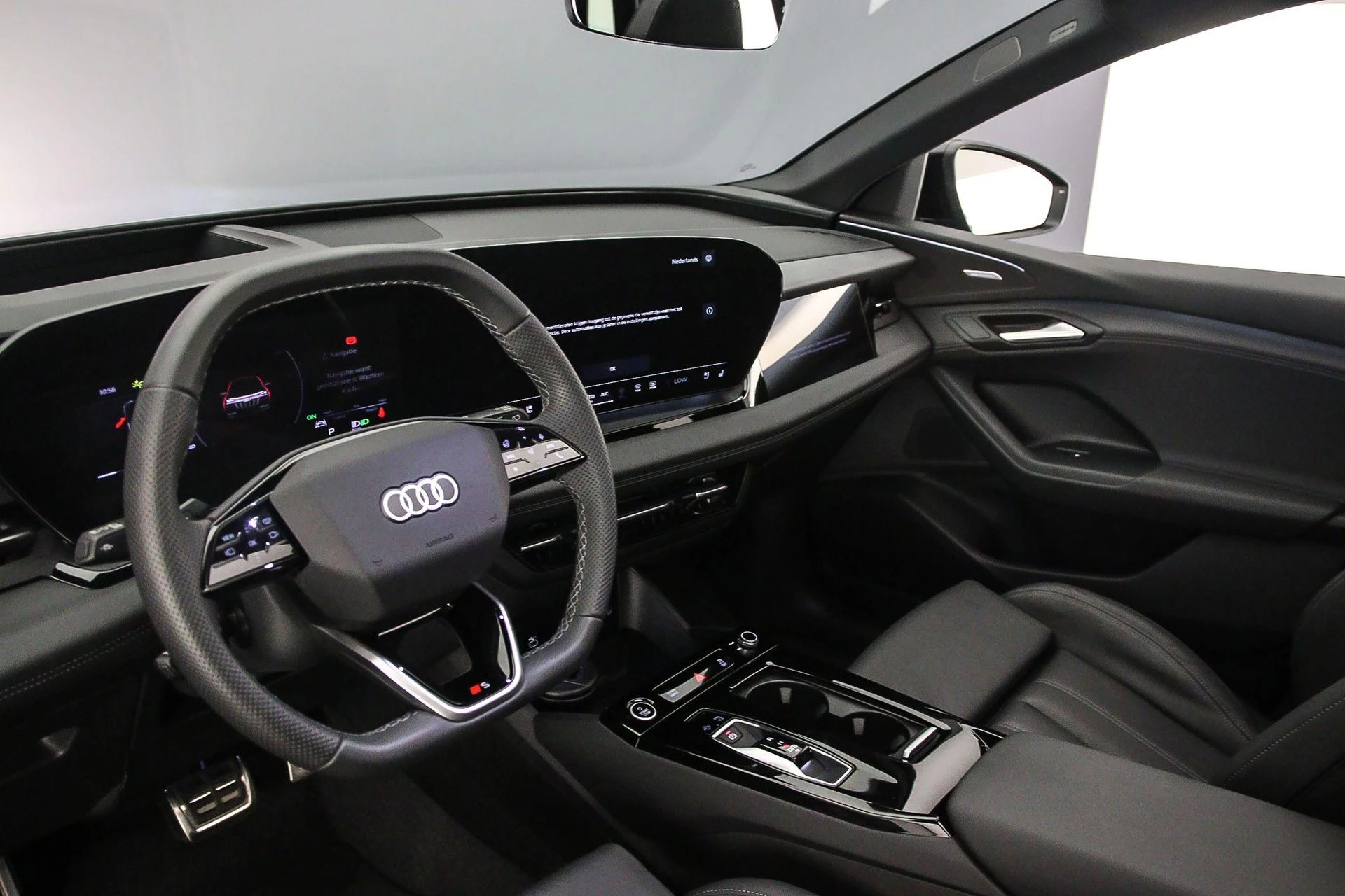Hoofdafbeelding Audi Q6 e-tron