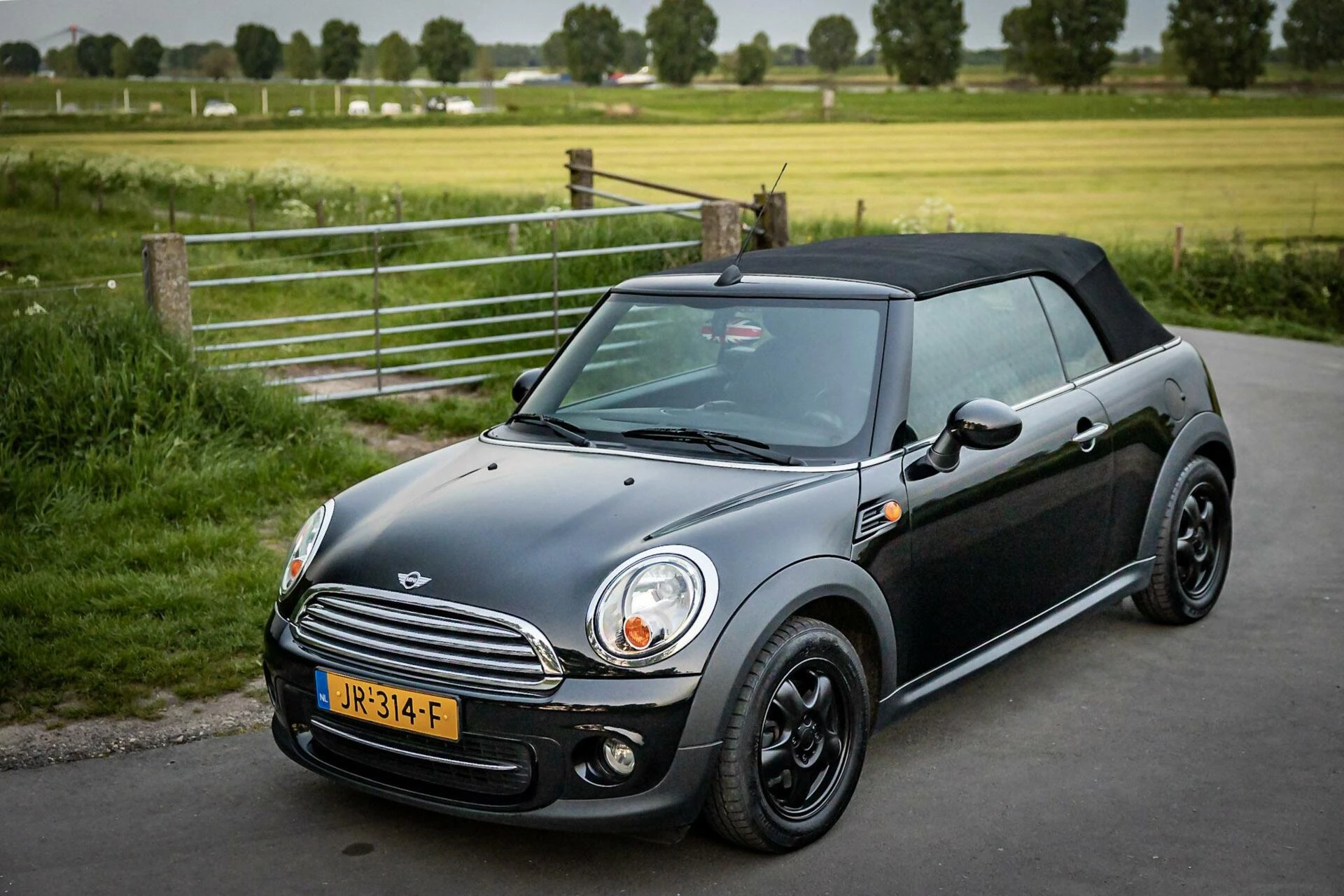 Hoofdafbeelding MINI Cooper Cabrio