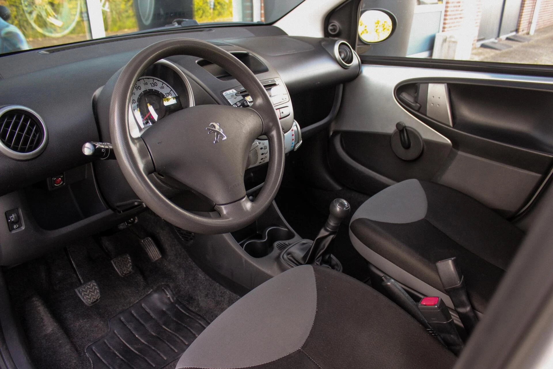 Hoofdafbeelding Peugeot 107