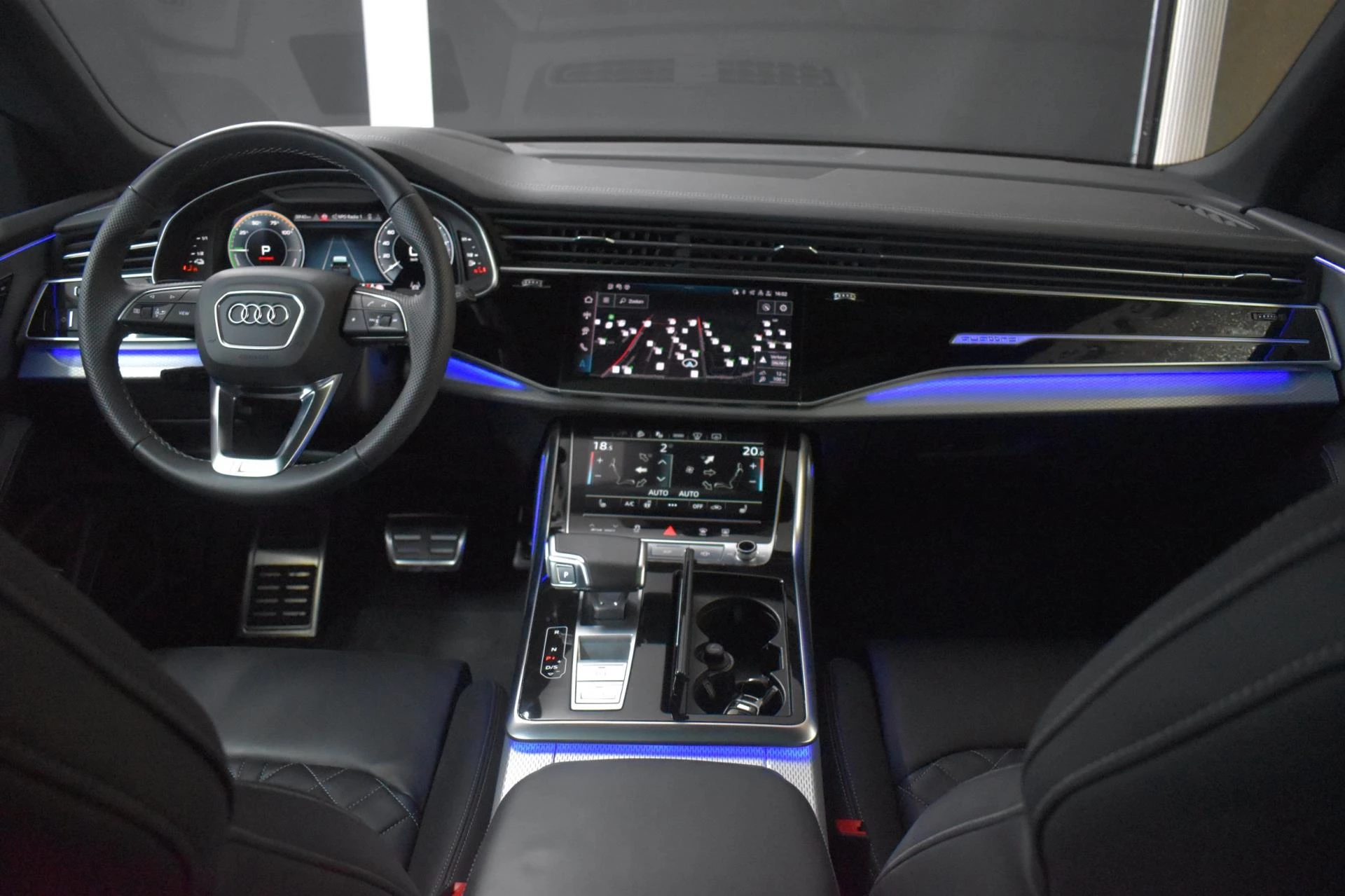 Hoofdafbeelding Audi Q8