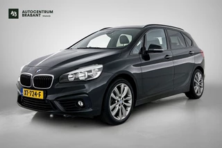 BMW 2-serie Active Tourer 225i Luxury Automaat (PANORAMADAK, AFNEEMBARE TREKHAAK, STOELVERWARMING, SFEERVERLICHTING)