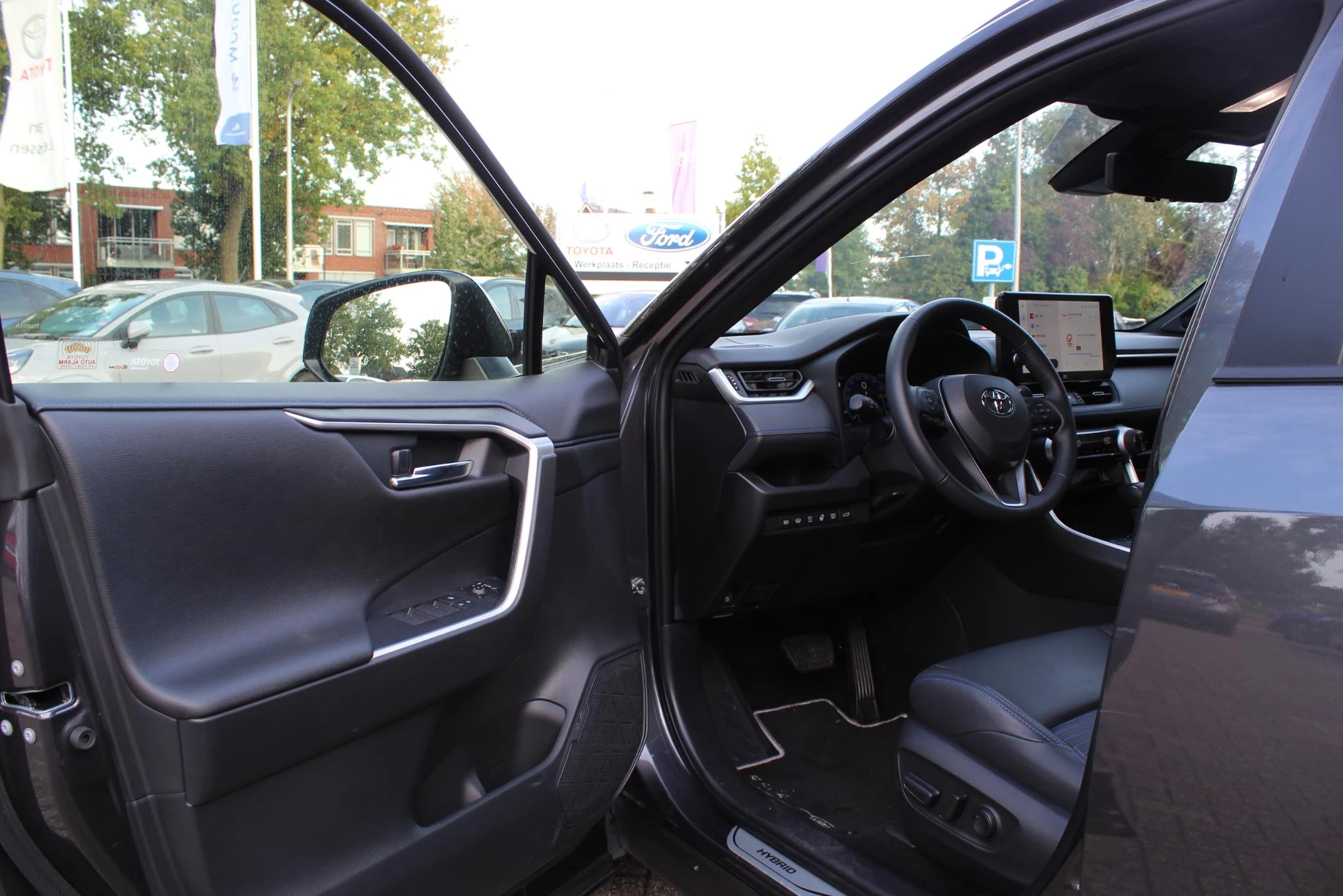 Hoofdafbeelding Toyota RAV4