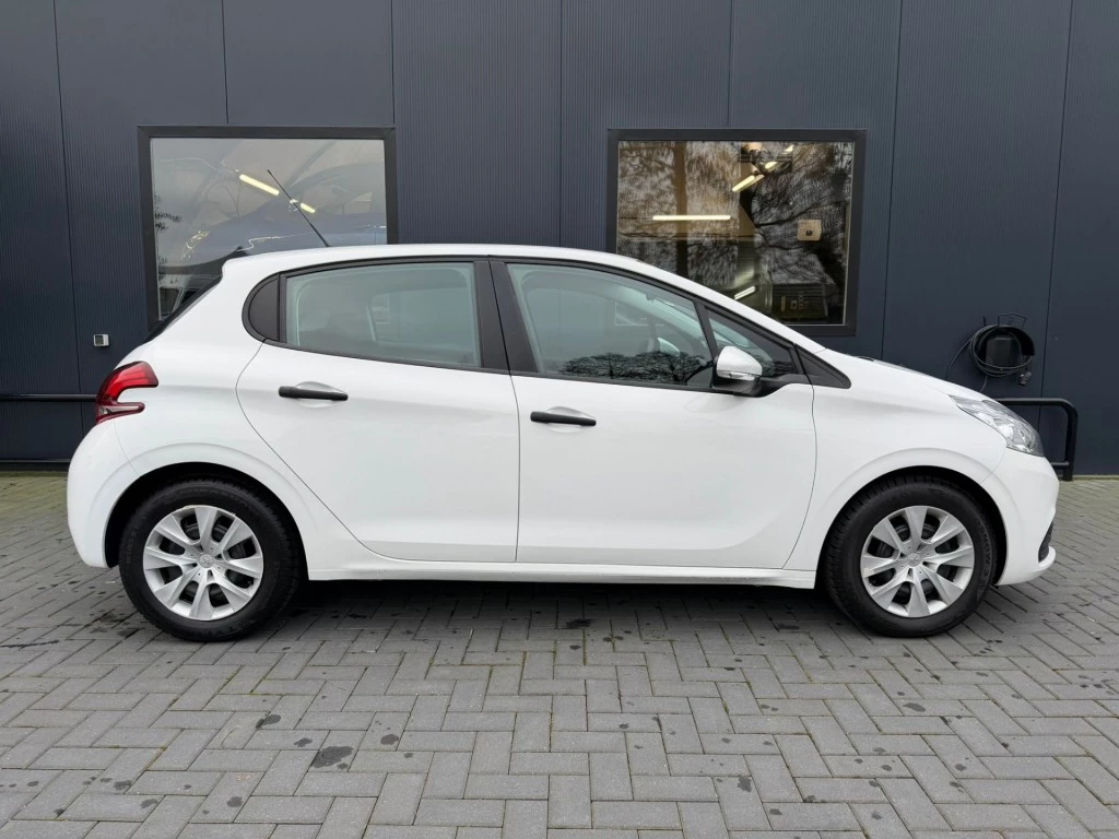 Hoofdafbeelding Peugeot 208