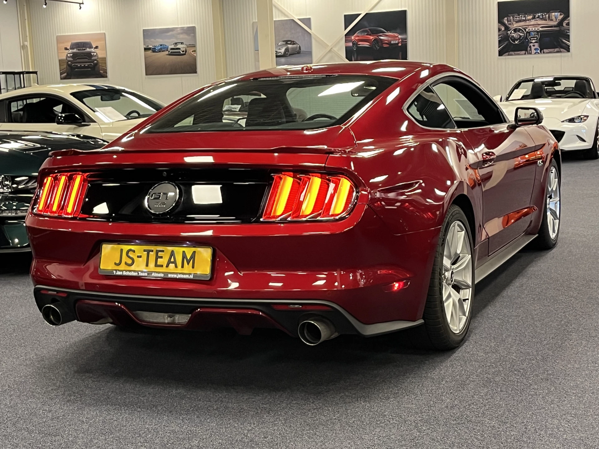 Hoofdafbeelding Ford Mustang