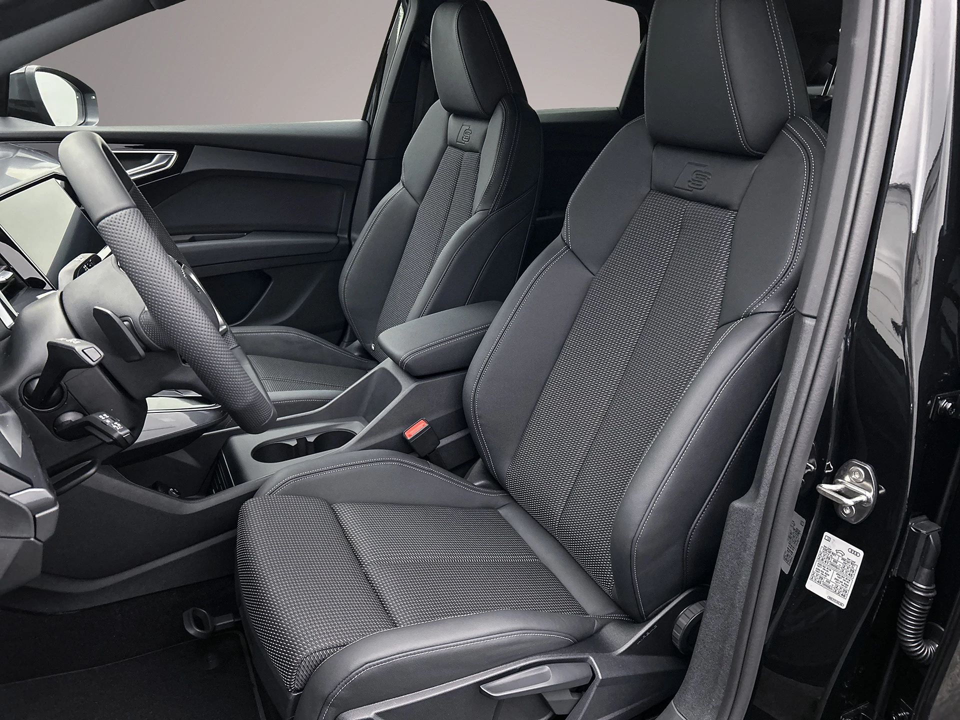 Hoofdafbeelding Audi Q4 e-tron