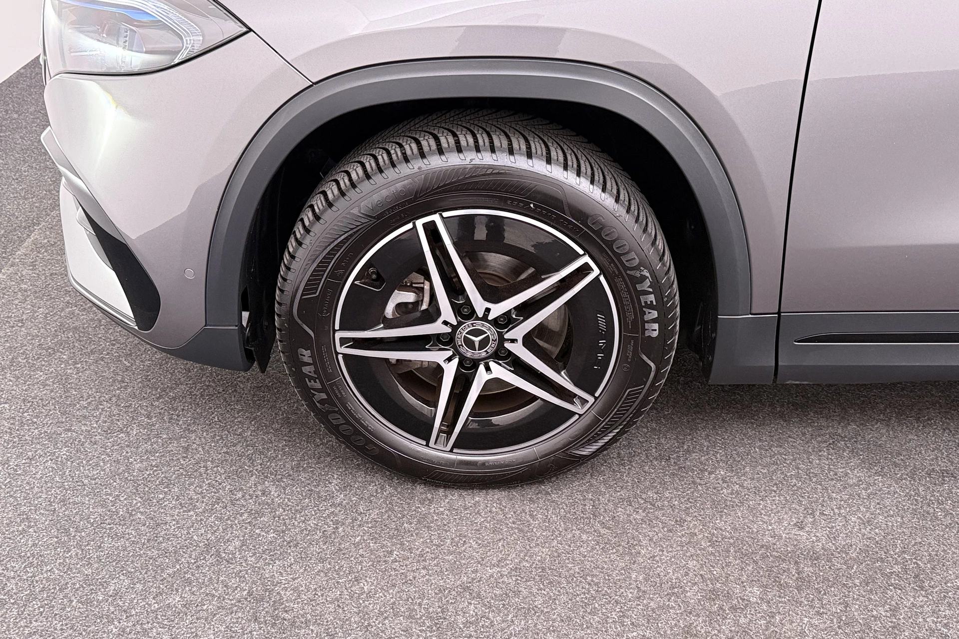 Hoofdafbeelding Mercedes-Benz EQA