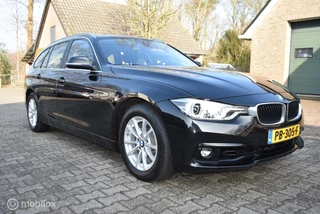 BMW 3-serie Touring 318i Executive Aut