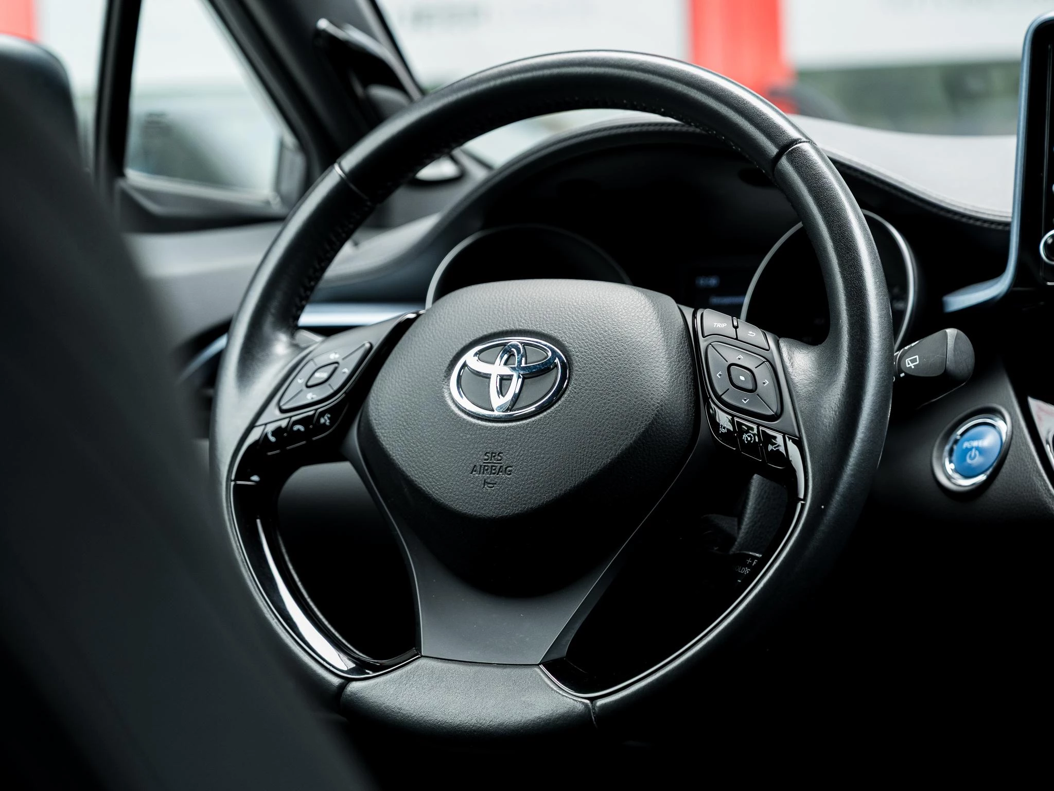 Hoofdafbeelding Toyota C-HR