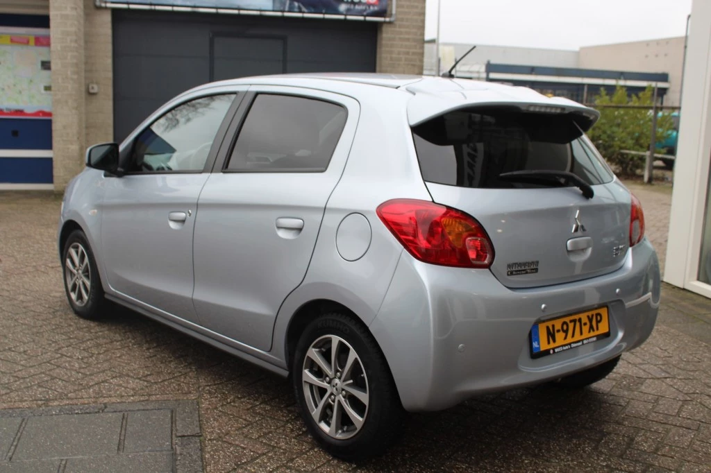 Hoofdafbeelding Mitsubishi Space Star