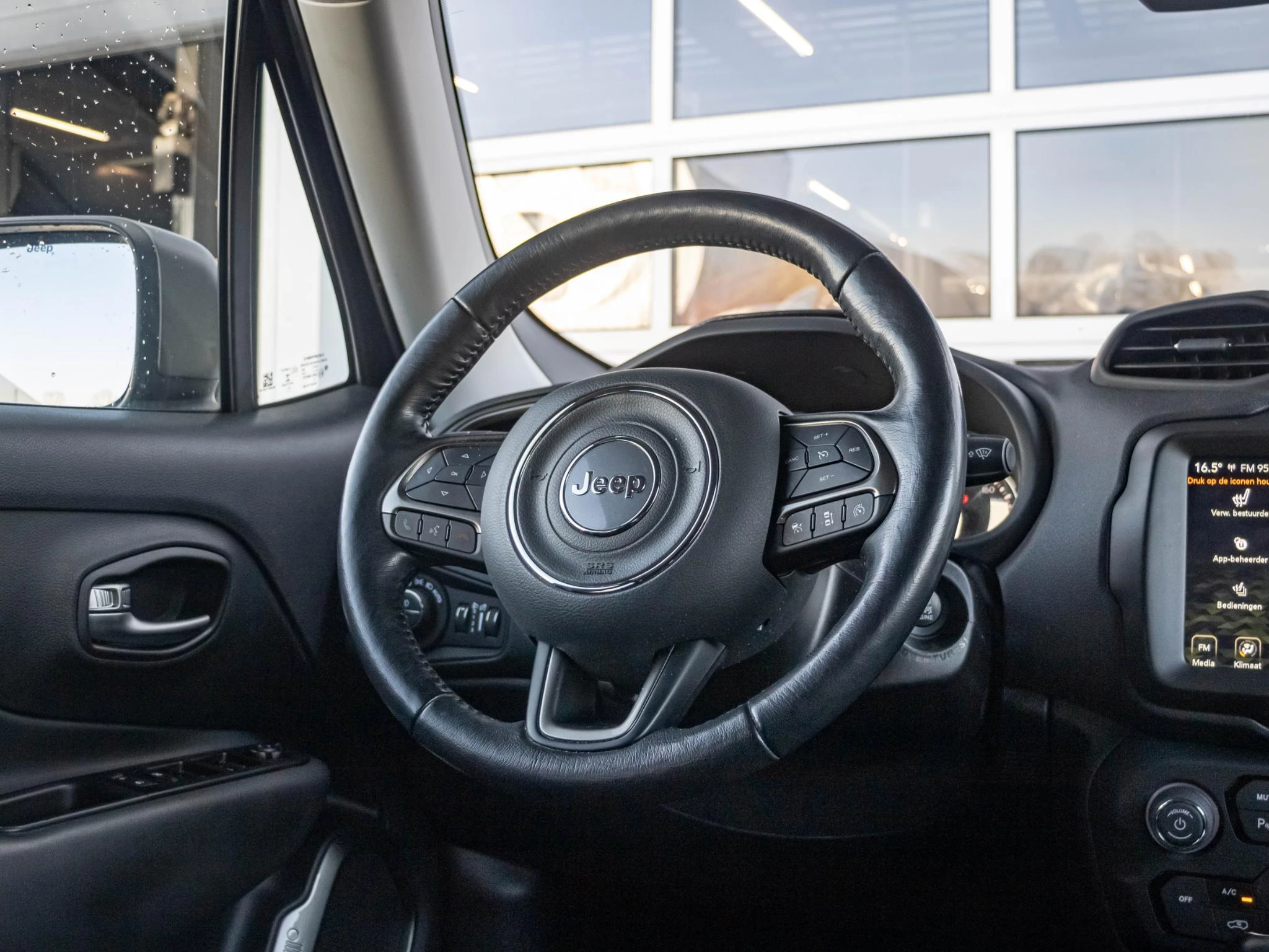 Hoofdafbeelding Jeep Renegade