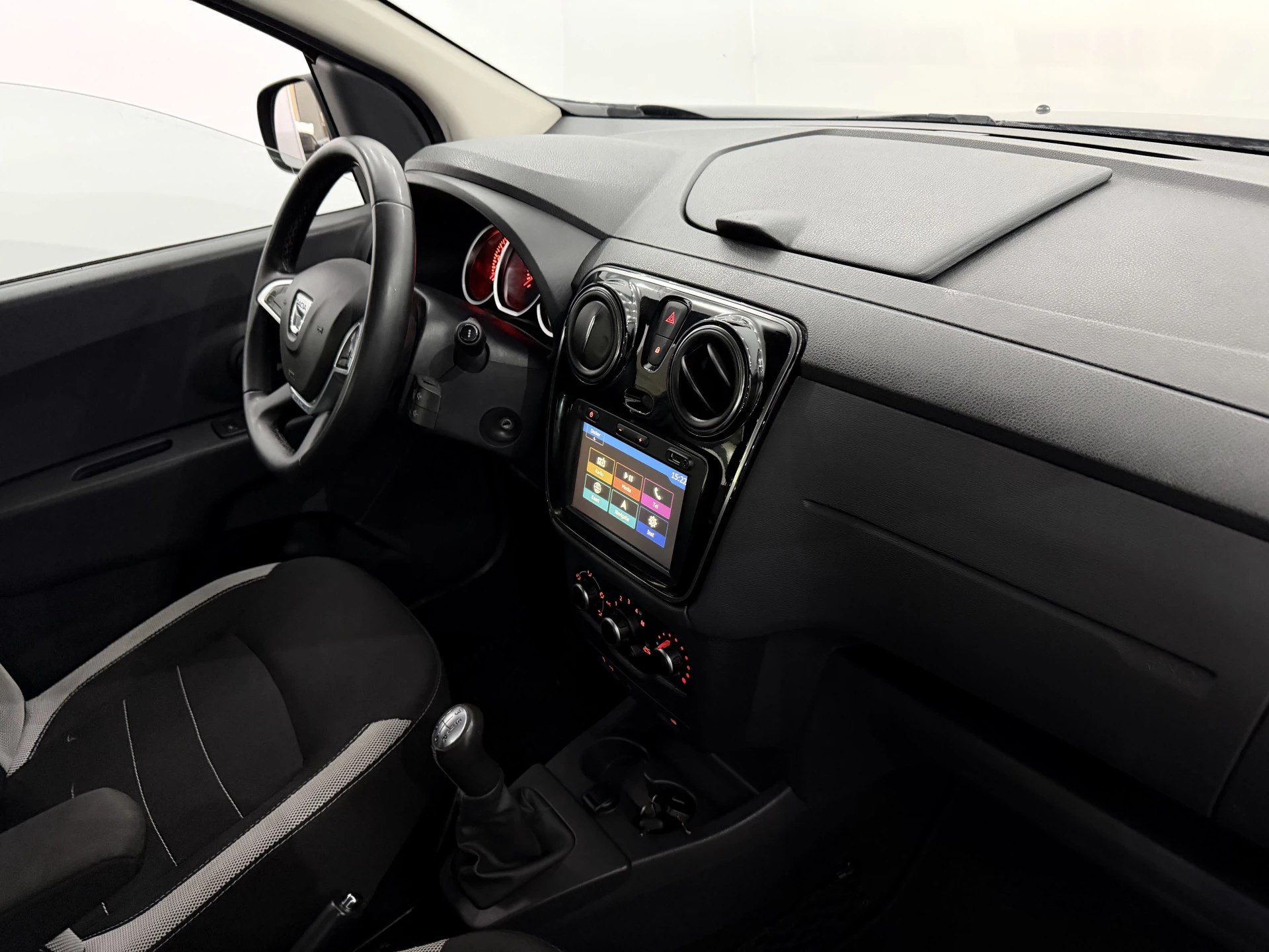 Hoofdafbeelding Dacia Lodgy