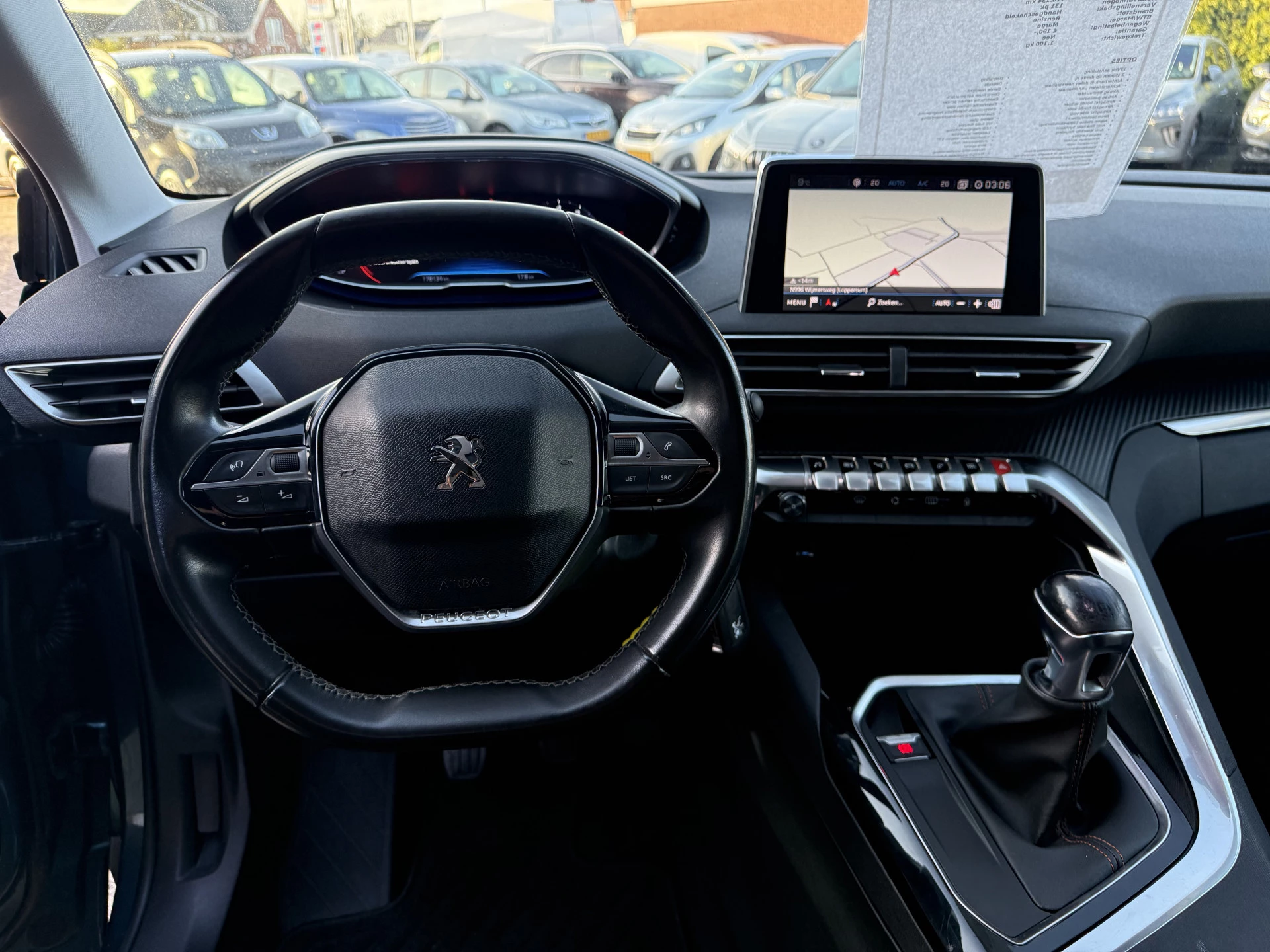 Hoofdafbeelding Peugeot 5008