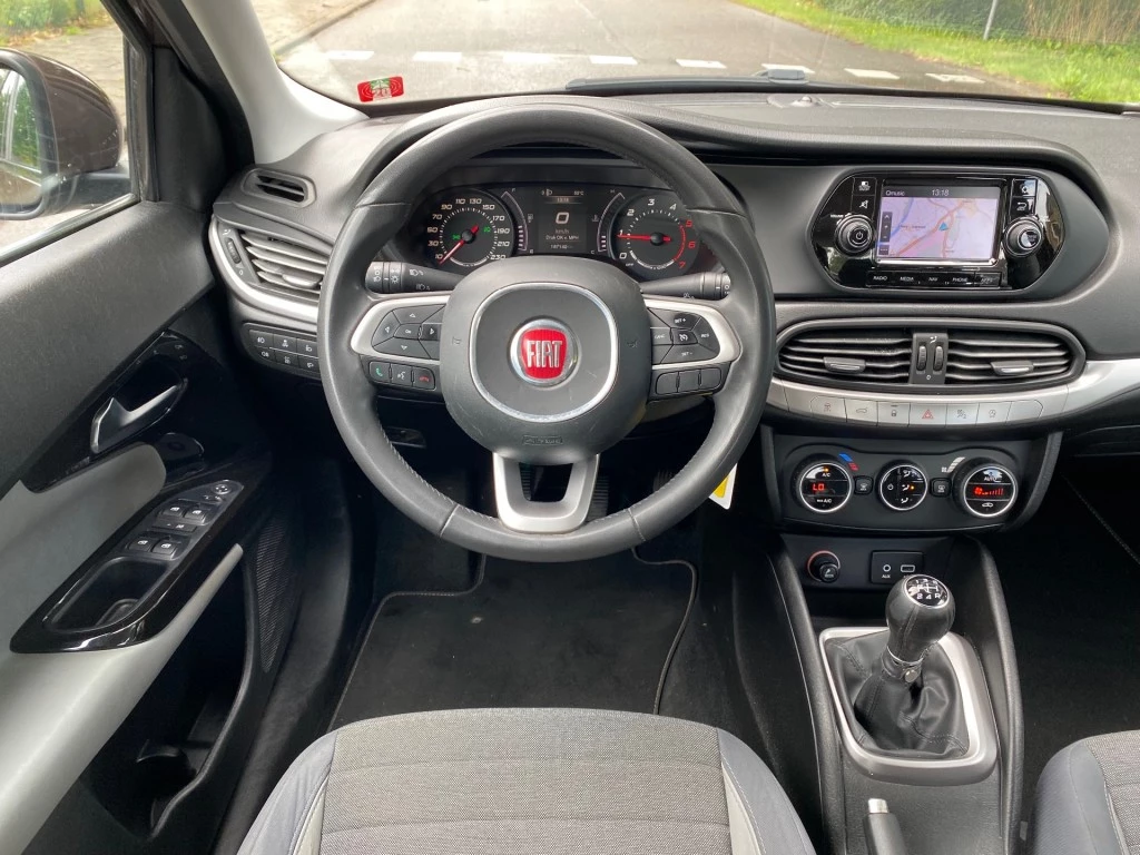 Hoofdafbeelding Fiat Tipo