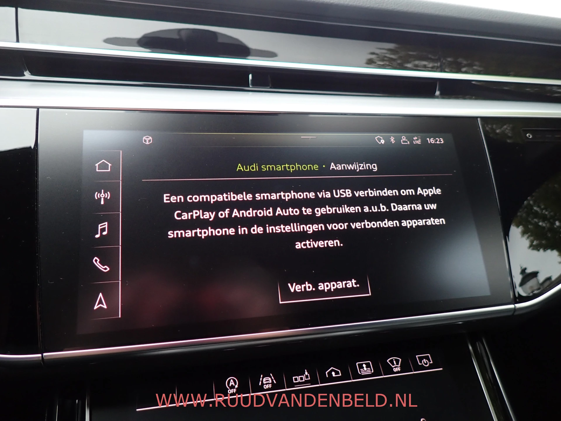 Hoofdafbeelding Audi A8