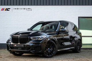 Hoofdafbeelding BMW X5 BMW X5 xDrive45e M-Sport Laser Bowers & Wilkins Trekhaak