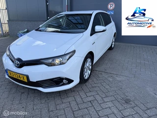 Hoofdafbeelding Toyota Auris *Toyota *Auris*Hybride*Camera*Keyless*automaat*NAP*trekhaak*