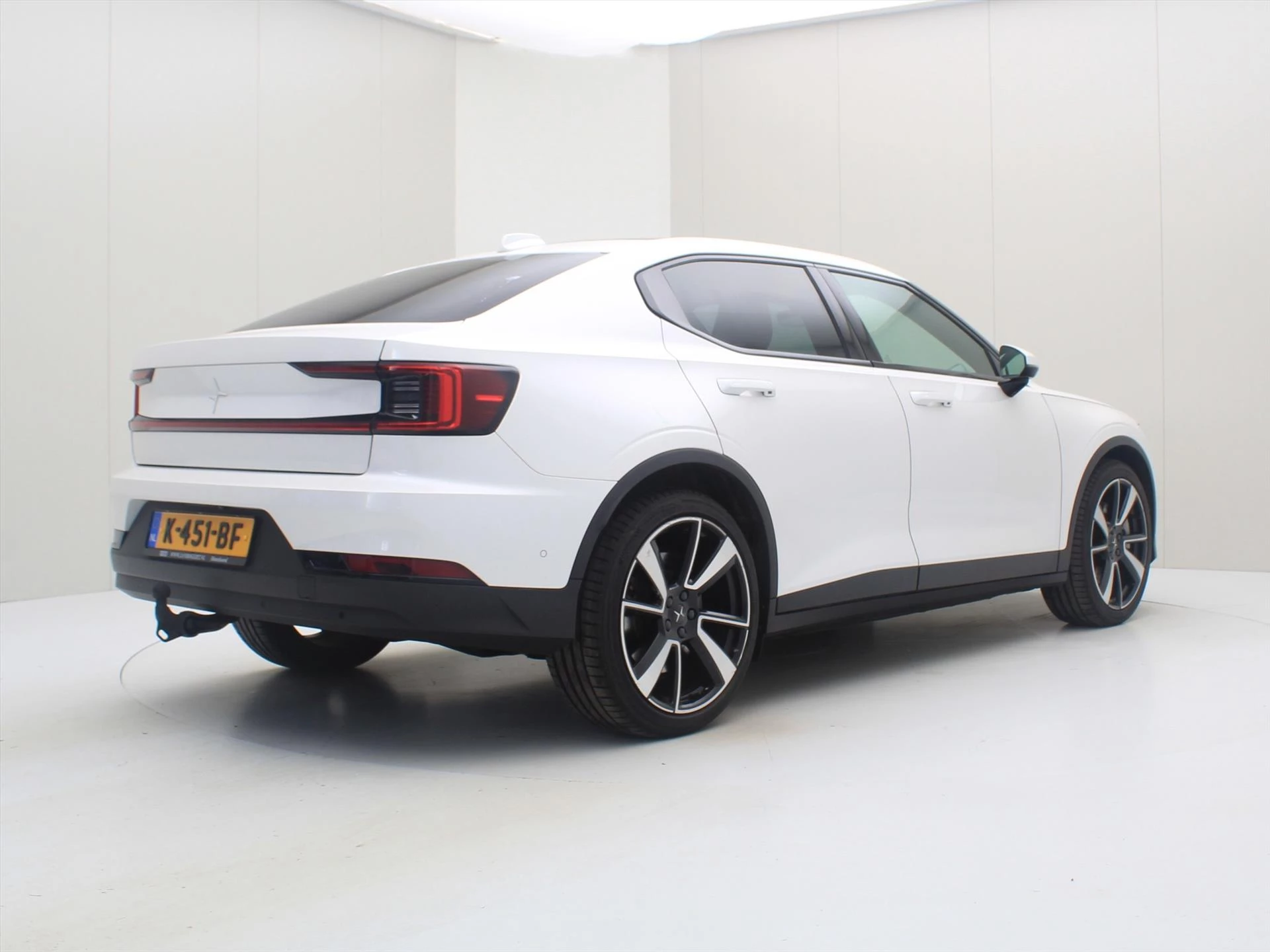 Hoofdafbeelding Polestar 2
