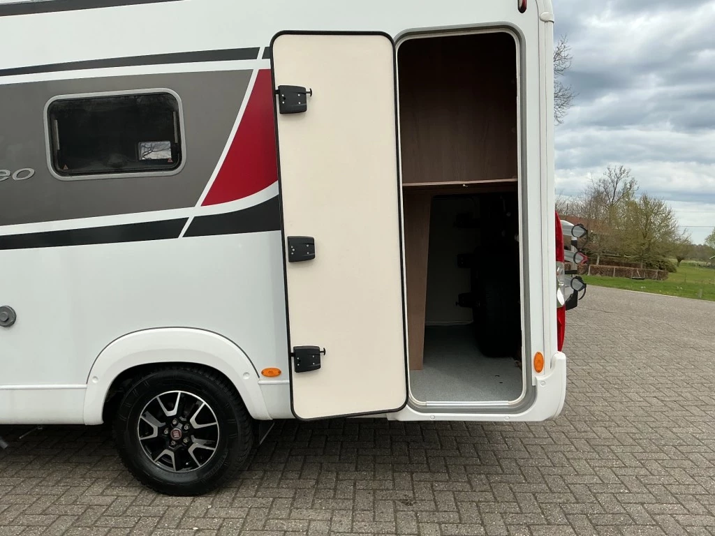 Hoofdafbeelding Bürstner Ixeo Bt6801