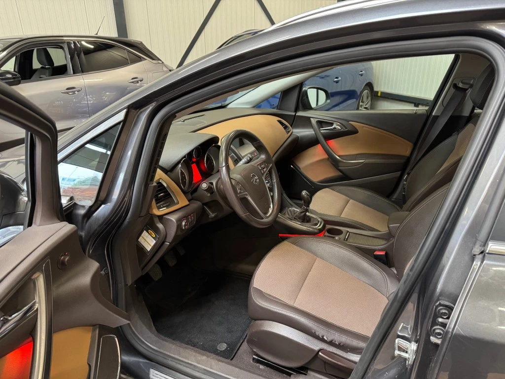 Hoofdafbeelding Opel Astra