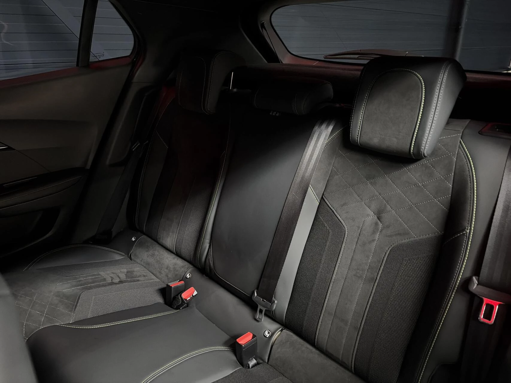 Hoofdafbeelding Peugeot e-2008