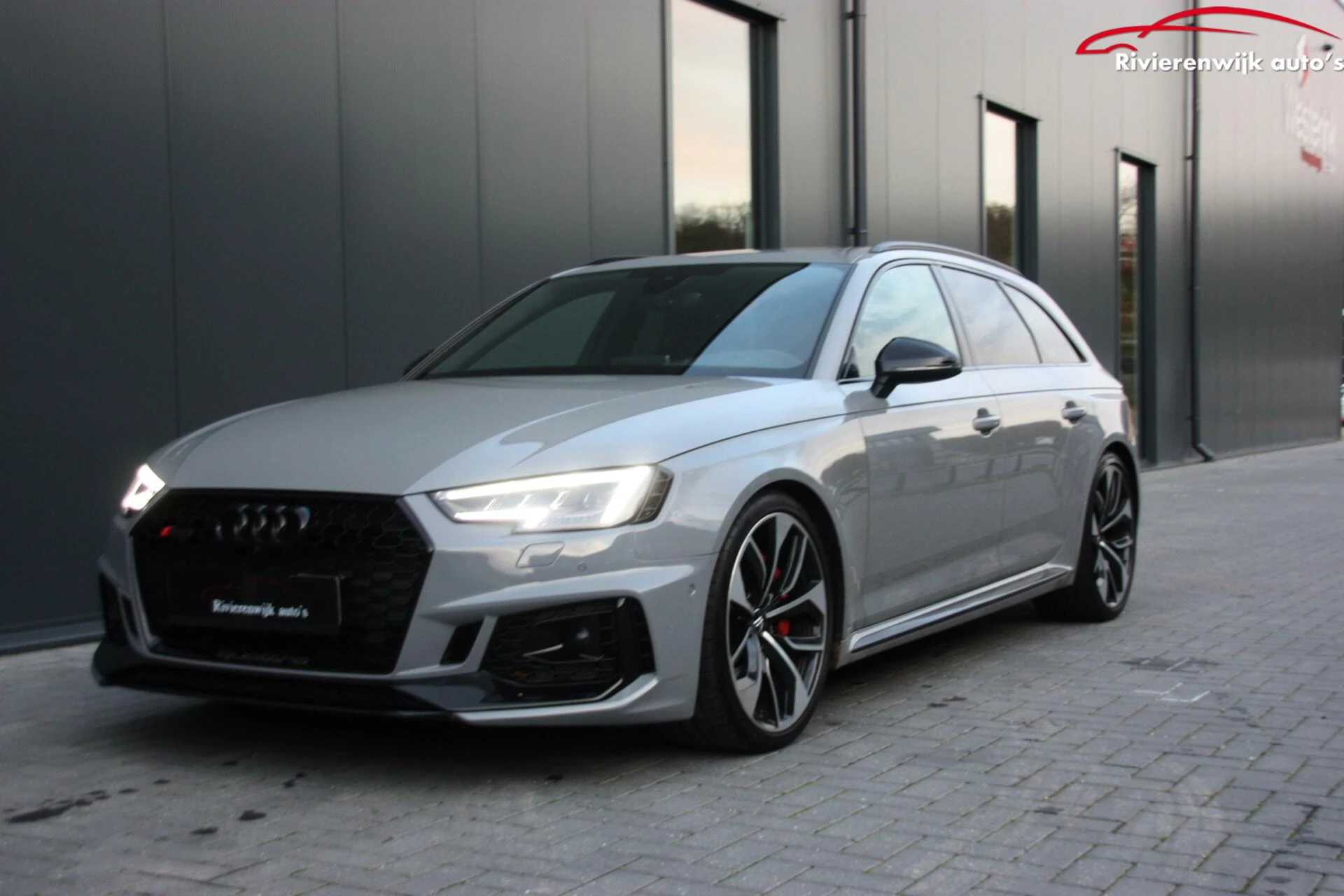 Hoofdafbeelding Audi RS4