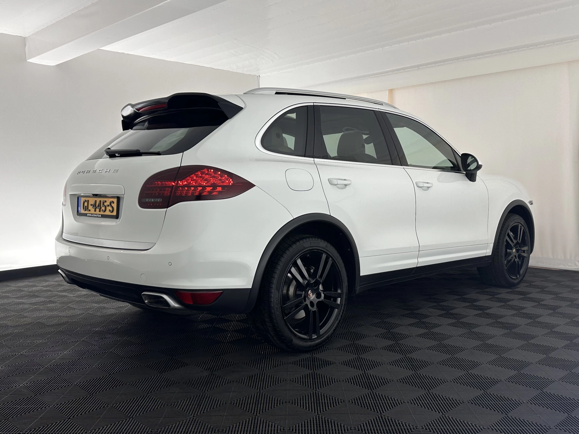 Hoofdafbeelding Porsche Cayenne