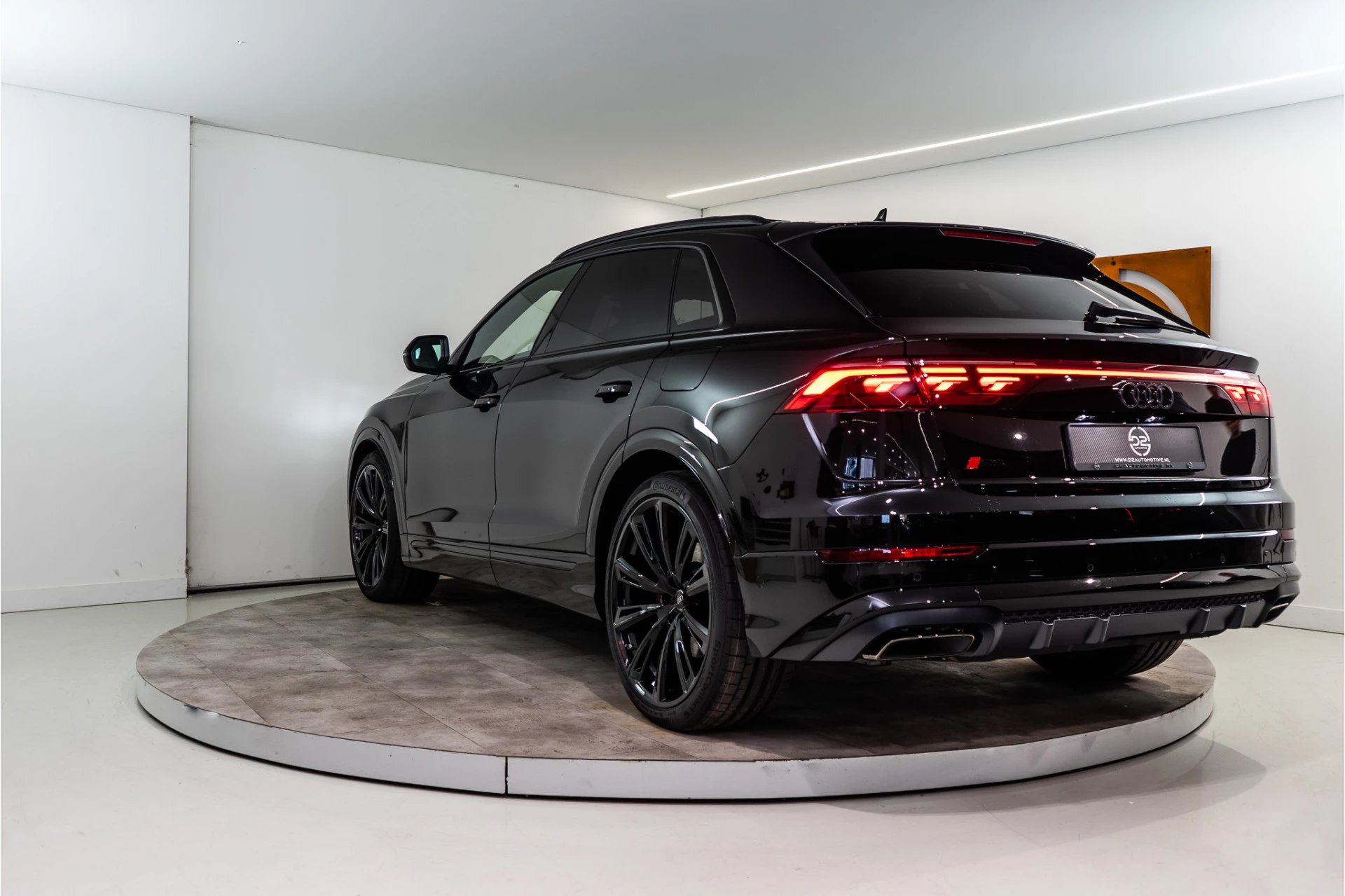 Hoofdafbeelding Audi Q8