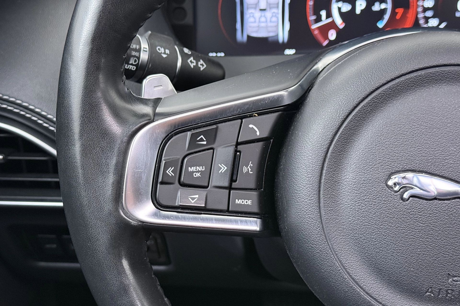 Hoofdafbeelding Jaguar XE