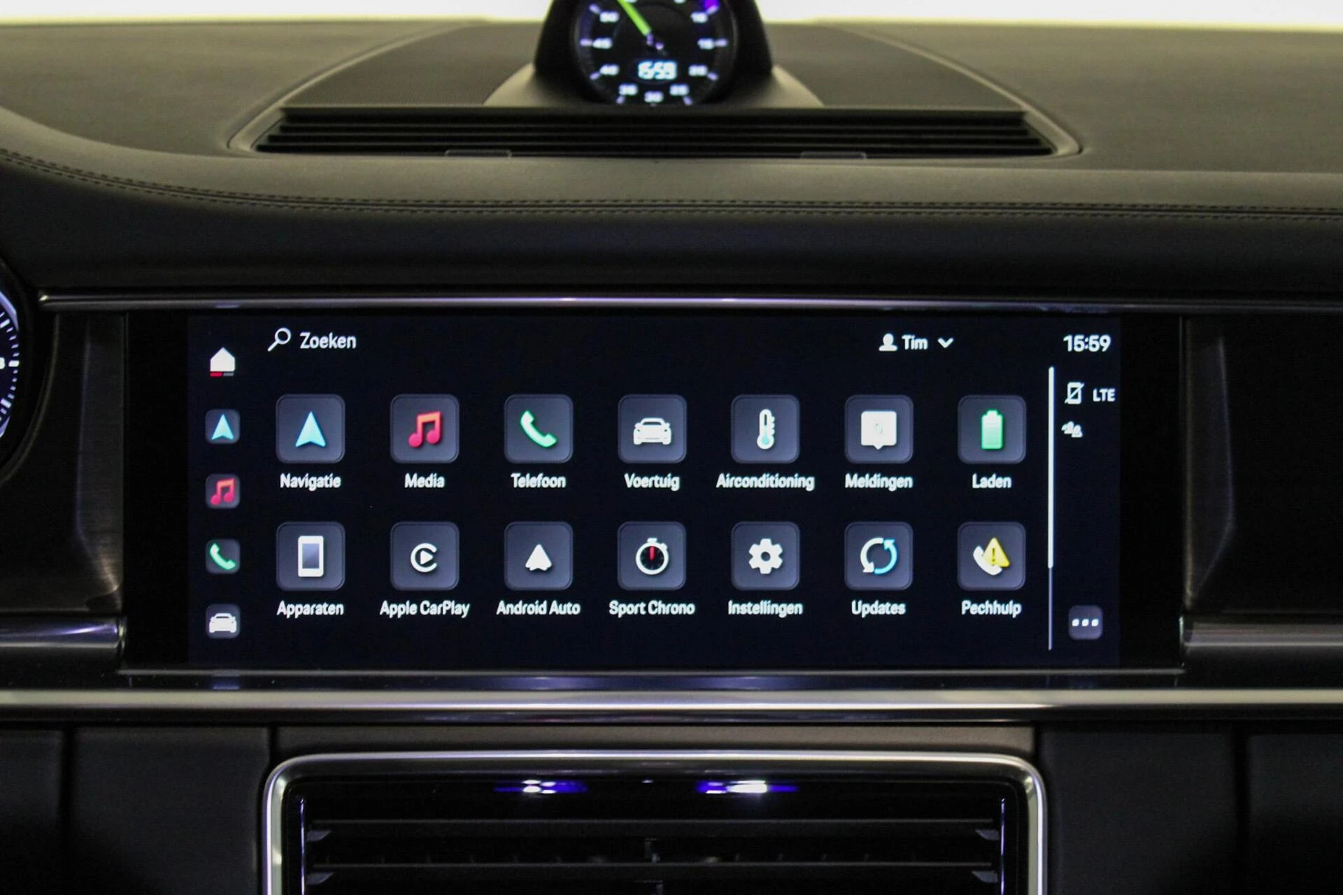 Hoofdafbeelding Porsche Panamera