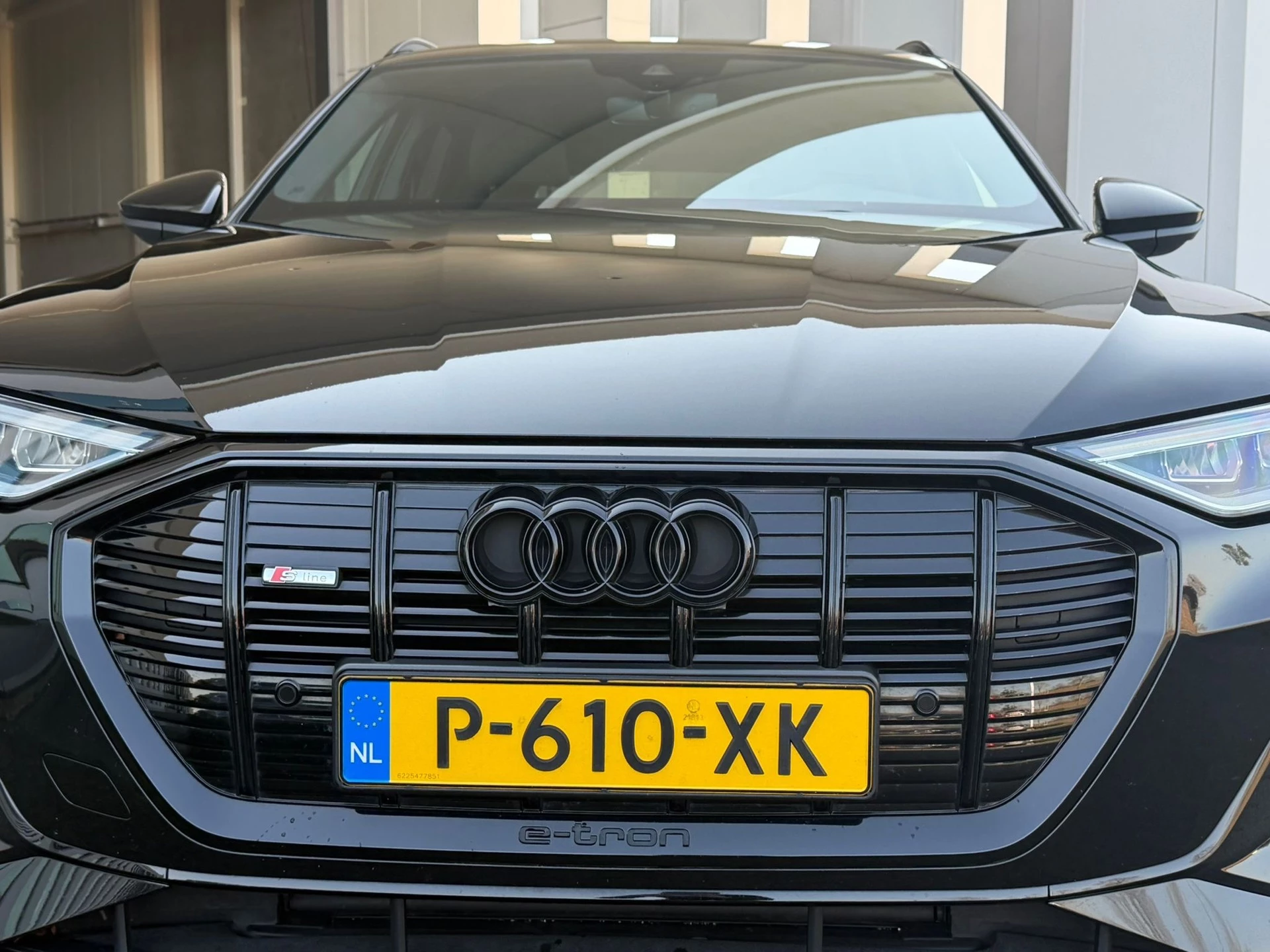 Hoofdafbeelding Audi e-tron